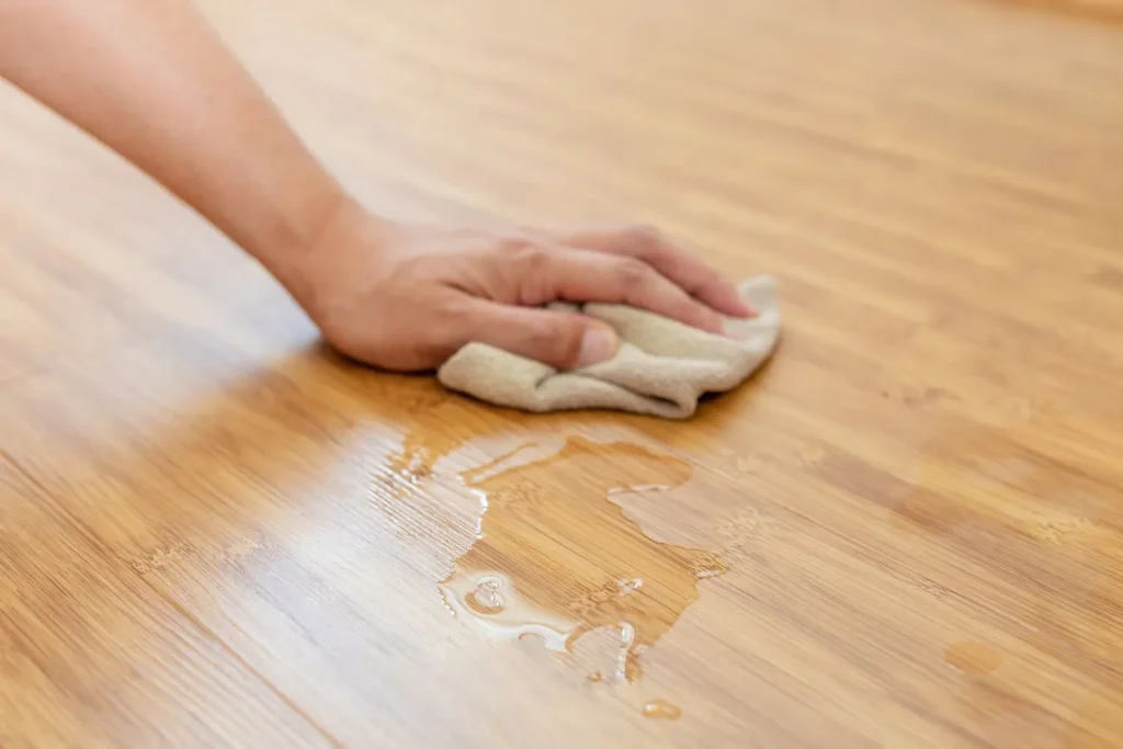 Timber Floor Kitchen: Combining